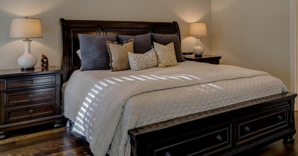Guest Room Lucan Exterior foto